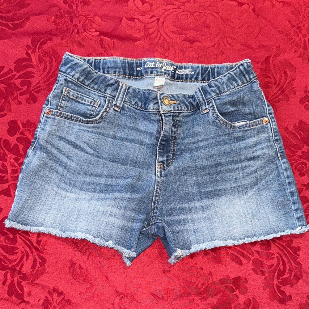 Cat & Jack Girl’s size 14/16 Classic Blue Jean Shorts